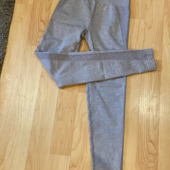 Gymshark seamless leggings size small grey - Picture 4 of 10